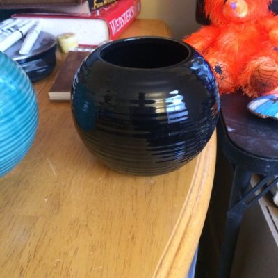 Round Decorative Vas